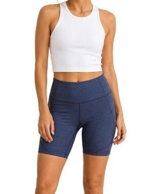 Outdoor Voices Women's Warmup Shorts!